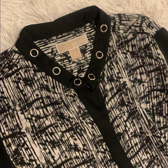 Dress - Picture 3 of 5